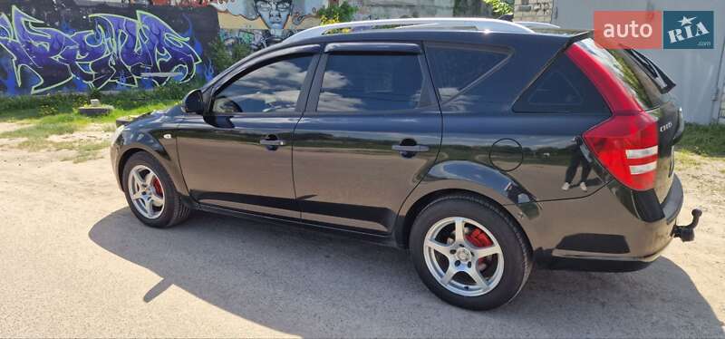 Універсал Kia Ceed 2007 в Житомирі