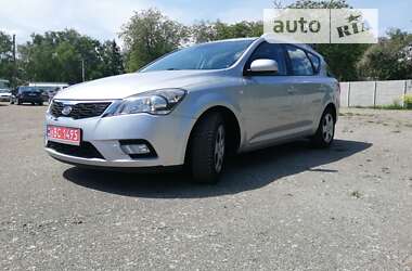 Універсал Kia Ceed 2010 в Лубнах