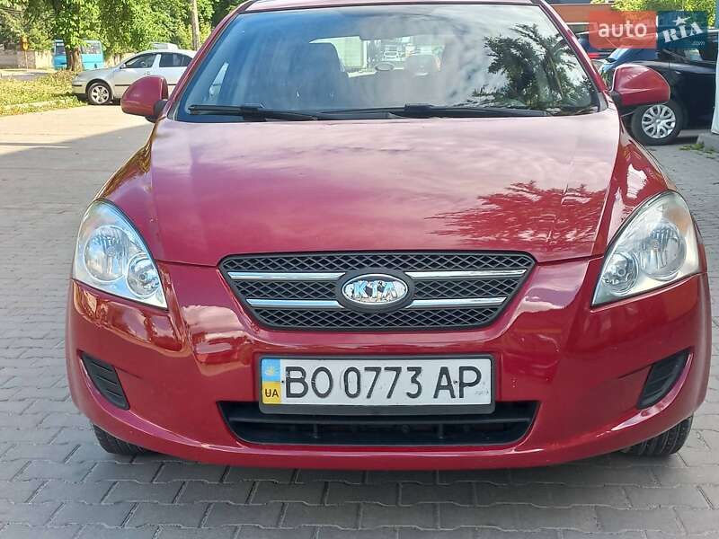 Хэтчбек Kia Ceed 2009 в Тернополе фото 2 Хэтчбек Kia Ceed 2009 в Тернополе