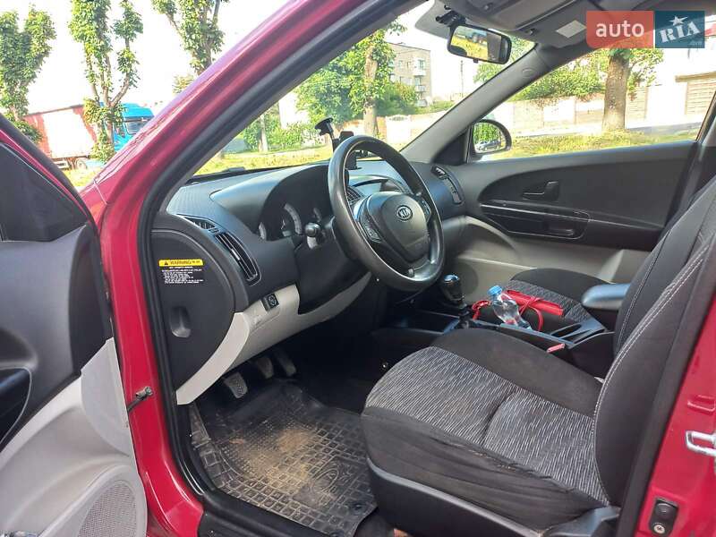 Хэтчбек Kia Ceed 2009 в Тернополе фото 6 Хэтчбек Kia Ceed 2009 в Тернополе