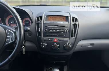 Хетчбек Kia Ceed 2007 в Дніпрі