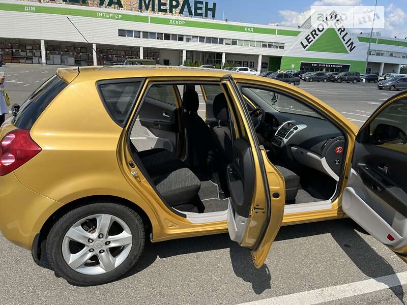 Хэтчбек Kia Ceed 2007 в Кривом Роге