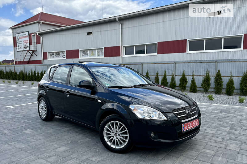 Хэтчбек Kia Ceed 2007 в Луцке