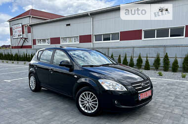 Хэтчбек Kia Ceed 2007 в Луцке