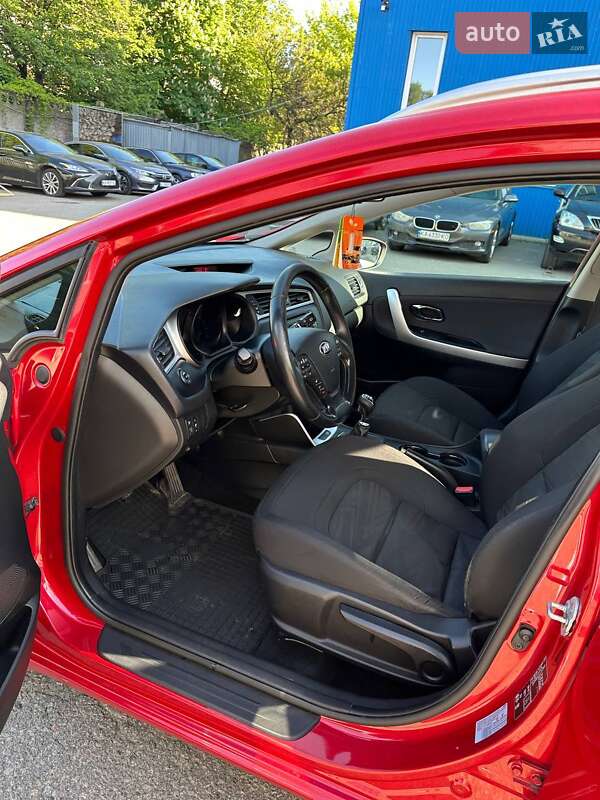 Універсал Kia Ceed 2017 в Києві фото 11 Універсал Kia Ceed 2017 в Києві