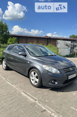 Хэтчбек Kia Ceed 2008 в Конотопе