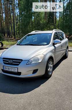 Универсал Kia Ceed 2008 в Ирпене