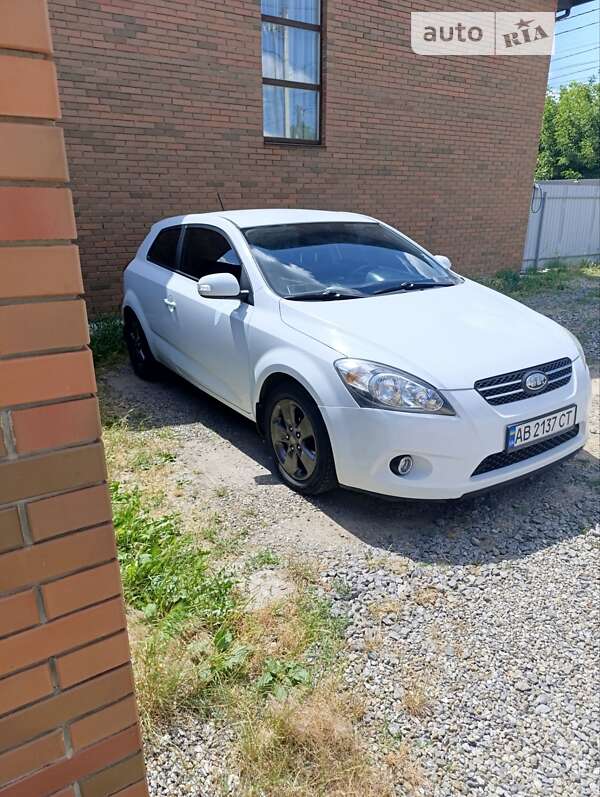 Хэтчбек Kia Ceed 2010 в Виннице фото 3 Хэтчбек Kia Ceed 2010 в Виннице