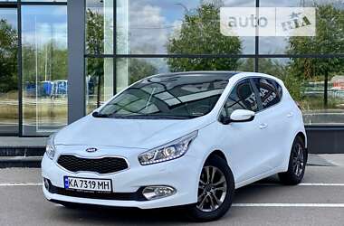 Хэтчбек Kia Ceed 2012 в Киеве