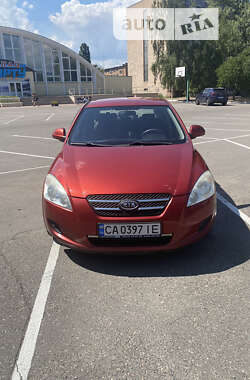 Хэтчбек Kia Ceed 2008 в Черкассах