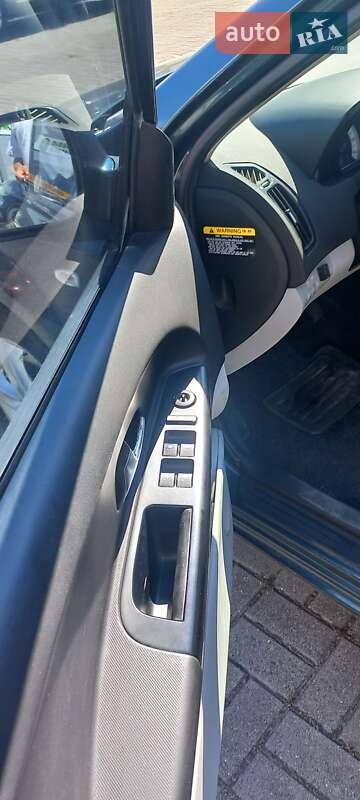Хэтчбек Kia Ceed 2008 в Львове