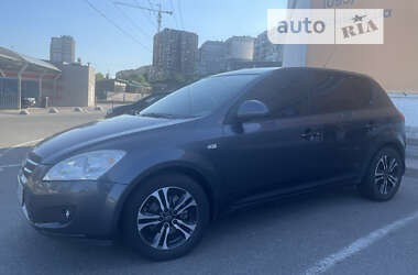 Хэтчбек Kia Ceed 2007 в Киеве