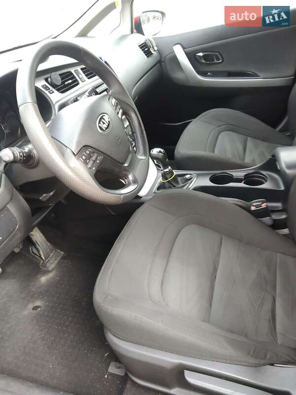 Универсал Kia Ceed 2012 в Ивано-Франковске