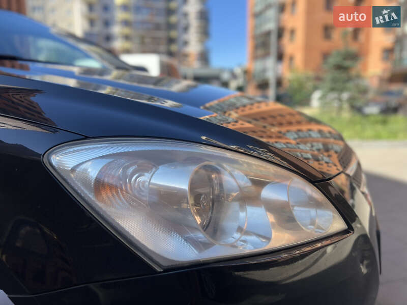 Хэтчбек Kia Ceed 2006 в Ивано-Франковске фото 3 Хэтчбек Kia Ceed 2006 в Ивано-Франковске