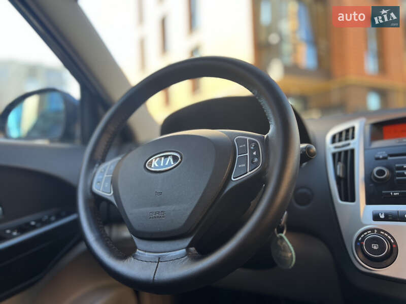 Хэтчбек Kia Ceed 2006 в Ивано-Франковске фото 12 Хэтчбек Kia Ceed 2006 в Ивано-Франковске