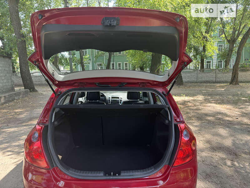 Хэтчбек Kia Ceed 2007 в Днепре