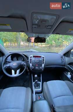 Универсал Kia Ceed 2010 в 