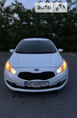 Хэтчбек Kia Ceed 2012 в Львове