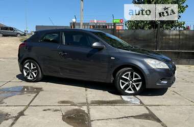 Хэтчбек Kia Ceed 2008 в Киеве