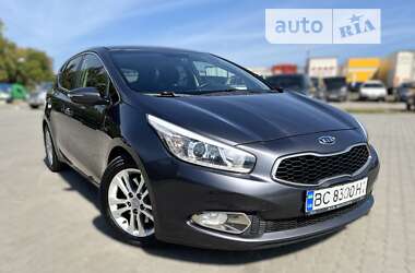 Хэтчбек Kia Ceed 2013 в Львове