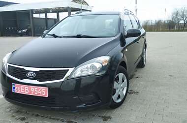 Универсал Kia Ceed 2009 в Радехове