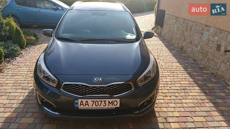 Универсал Kia Ceed 2018 в Ужгороде