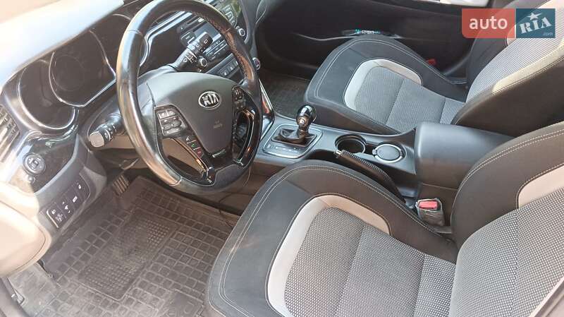 Универсал Kia Ceed 2018 в Ужгороде