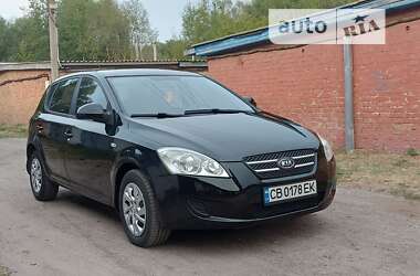 Хетчбек Kia Ceed 2008 в Ніжині