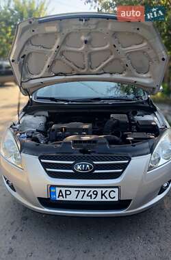 Хэтчбек Kia Ceed 2007 в Запорожье