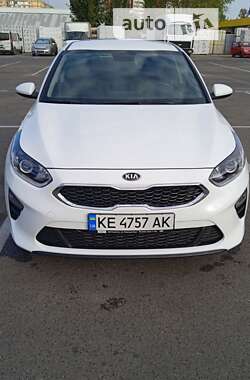 Хэтчбек Kia Ceed 2021 в Днепре