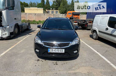 Универсал Kia Ceed 2009 в Чернигове