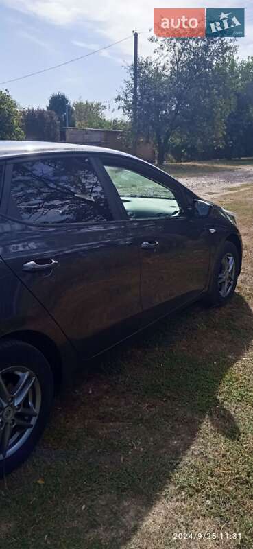 Хэтчбек Kia Ceed 2012 в Переяславе фото 25 Хэтчбек Kia Ceed 2012 в Переяславе