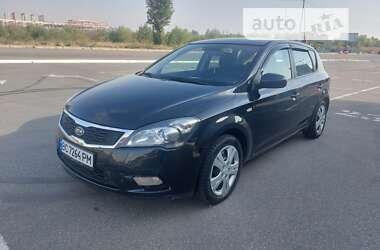 Хетчбек Kia Ceed 2009 в Києві