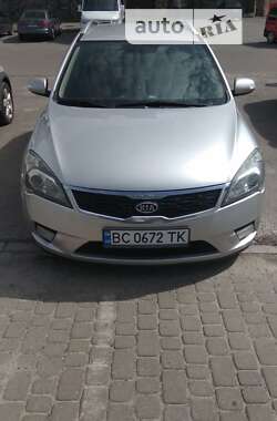 Універсал Kia Ceed 2011 в Стрию