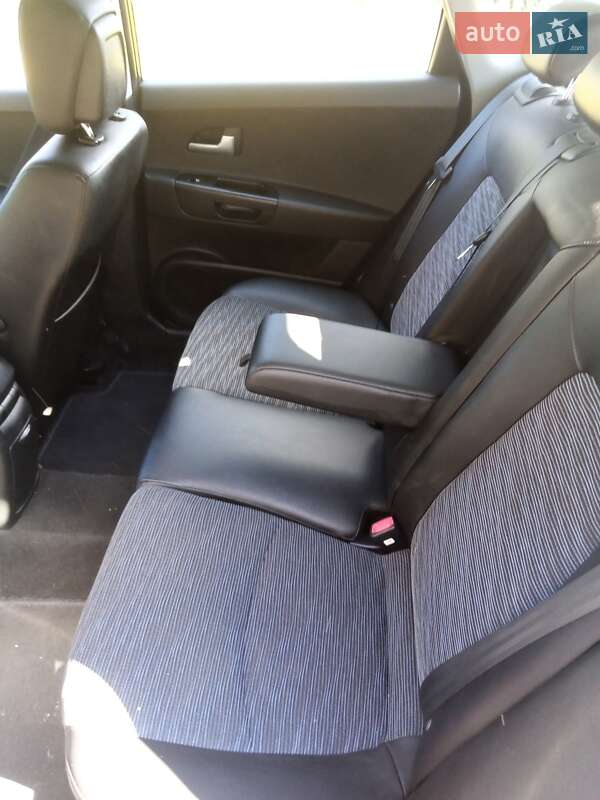 Универсал Kia Ceed 2007 в Коростене