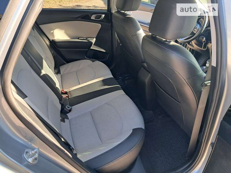 Універсал Kia Ceed 2019 в Дніпрі