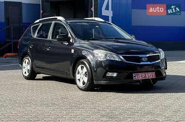 Універсал Kia Ceed 2013 в Рівному