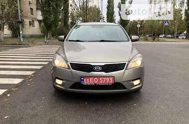 Універсал Kia Ceed 2010 в Києві