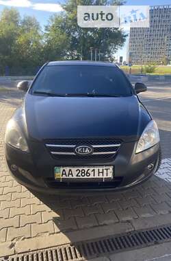 Хетчбек Kia Ceed 2008 в Києві