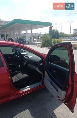 Хэтчбек Kia Ceed 2008 в Днепре