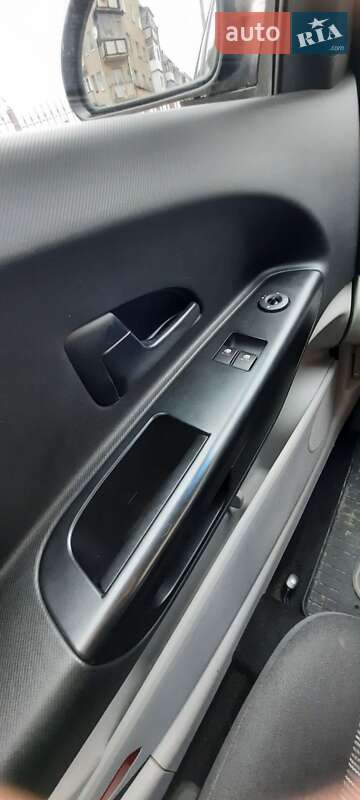 Хэтчбек Kia Ceed 2008 в Виннице