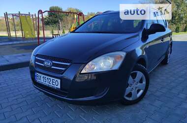 Универсал Kia Ceed 2008 в Хмельницком