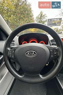 Хетчбек Kia Ceed 2008 в Києві