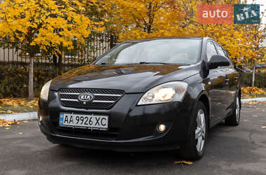 Хетчбек Kia Ceed 2008 в Києві