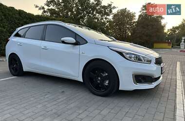 Универсал Kia Ceed 2017 в Луцке