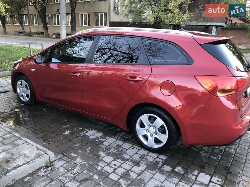 Универсал Kia Ceed 2012 в Ивано-Франковске