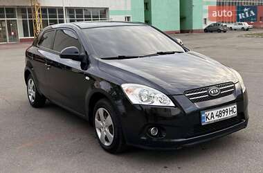 Хэтчбек Kia Ceed 2008 в Киеве