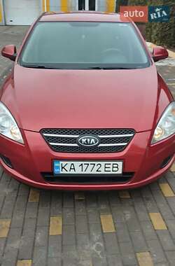 Хэтчбек Kia Ceed 2008 в Киеве