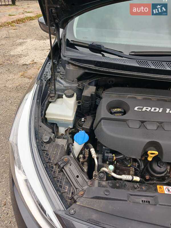 Универсал Kia Ceed 2012 в Запорожье