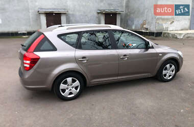 Универсал Kia Ceed 2009 в 